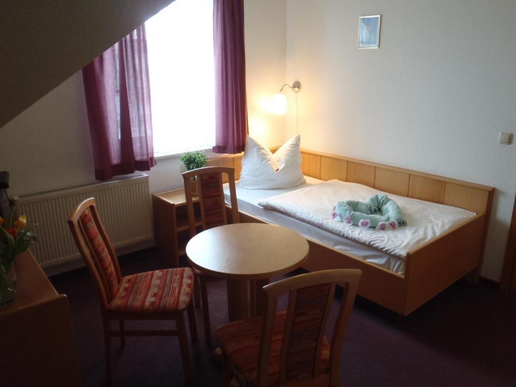 Hotel Wutzler Miesitz Rum bild