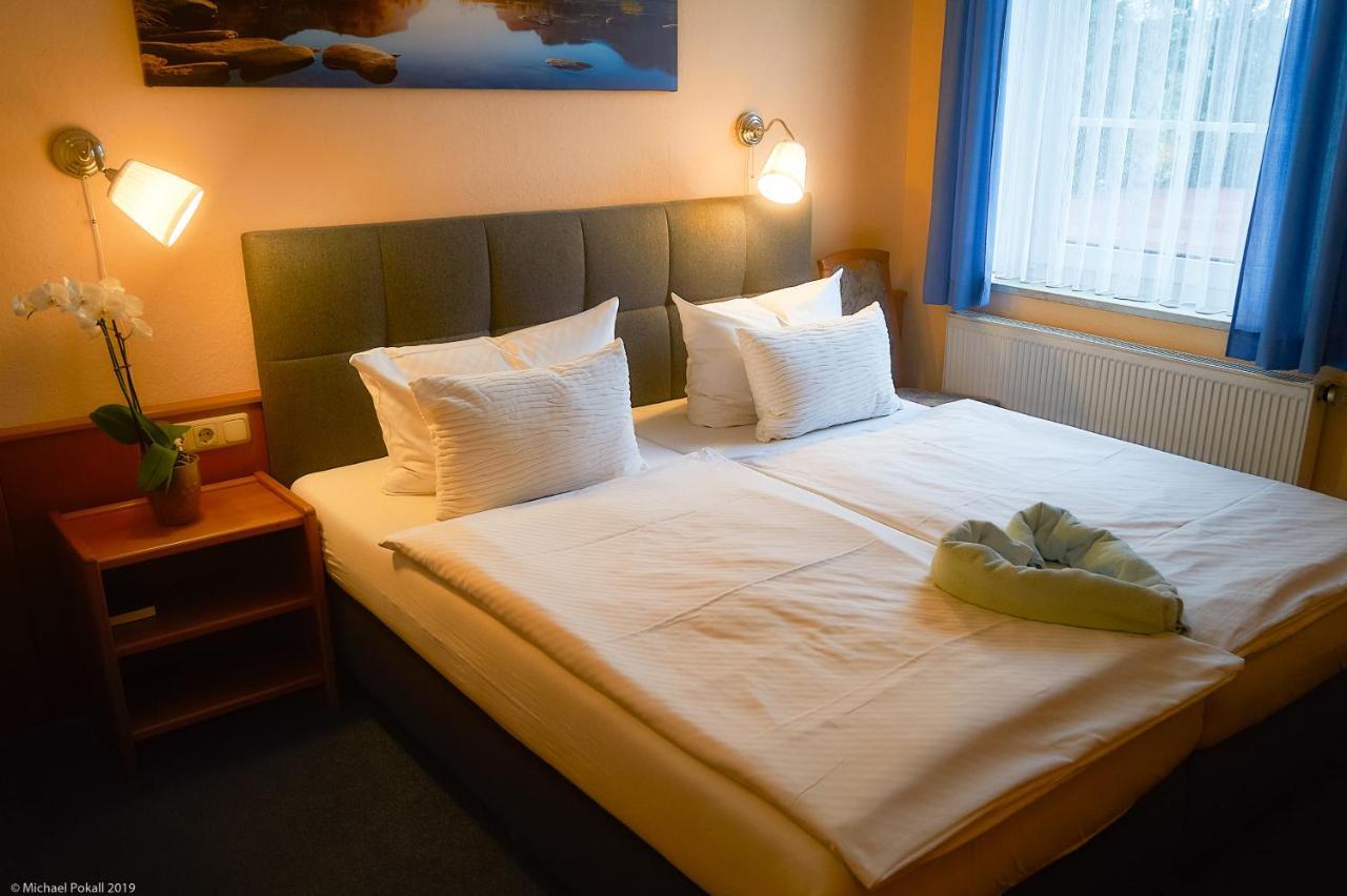 Hotel Wutzler Miesitz Exteriör bild